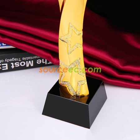 Customization Top 2017 Resin Crystal Trophy Corporate Gifts