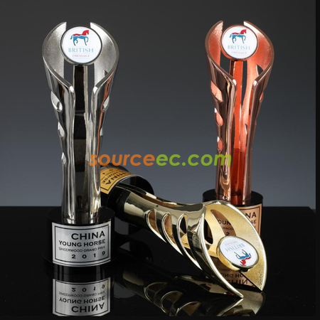 Achieve Outstanding Metal Crystal Trophy