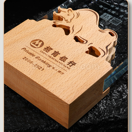 Customization Bullish crystal seat Corporate Gifts