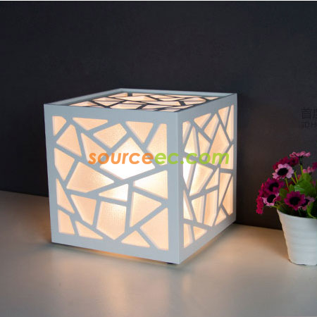 Moire Carved Side Lamp