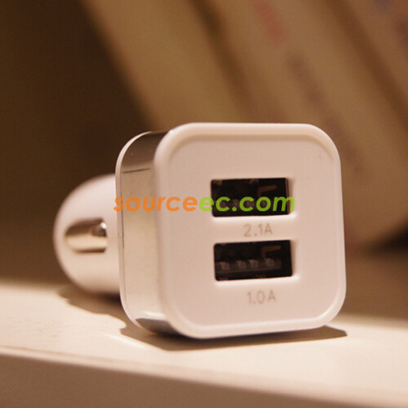 Customization Dual-port USB car charger Corporate Gifts