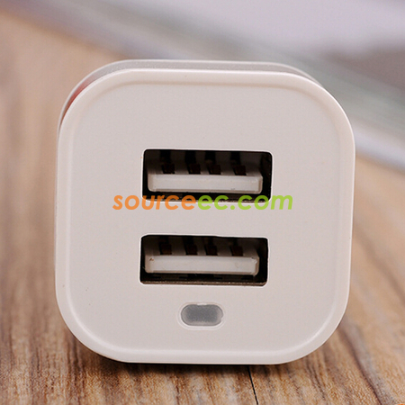 Customization Dual-port USB car charger Corporate Gifts