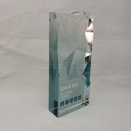 crystal gift, crystal souvenir, crystal trophy, crystal trophy cup, crystal medal, crystal plaques, crystal paper weight, colorful glass trophies, engraved crystal, 3D crystals, corporate gifts, premium gifts, gift supplier, promotional gifts, gift company, souvenirs, stationery, gift wholesale, gift ideas