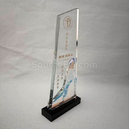 crystal gift, crystal souvenir, crystal trophy, crystal trophy cup, crystal medal, crystal plaques, crystal paper weight, colorful glass trophies, engraved crystal, 3D crystals, corporate gifts, premium gifts, gift supplier, promotional gifts, gift company, souvenirs, stationery, gift wholesale, gift ideas