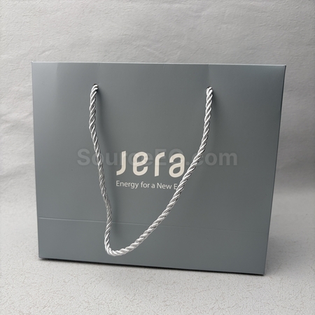 logo bag, gift bag, custom paper bag, drawstring bag, drawstring pouch, hand bag, travel bag, briefcase, folio, laptop bag, backpack, shoulder bag, storage bag, zipper bag, cosmetic bag, shopping bag, thermal bag, food bag, sports bag, fanny pack, waist pack, non-woven bag, recyclable bag, tote bag, canvas bag, shopping trolley, camera case bag, corporate gifts, premium gifts, gift supplier, promotional gifts, gift company, souvenirs, stationery, gift wholesale, gift ideas