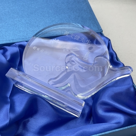 crystal gift, crystal souvenir, crystal trophy, crystal trophy cup, crystal medal, crystal plaques, crystal paper weight, colorful glass trophies, engraved crystal, 3D crystals, corporate gifts, premium gifts, gift supplier, promotional gifts, gift company, souvenirs, stationery, gift wholesale, gift ideas