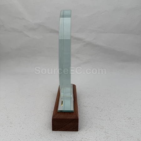 crystal gift, crystal souvenir, crystal trophy, crystal trophy cup, crystal medal, crystal plaques, crystal paper weight, colorful glass trophies, engraved crystal, 3D crystals, corporate gifts, premium gifts, gift supplier, promotional gifts, gift company, souvenirs, stationery, gift wholesale, gift ideas