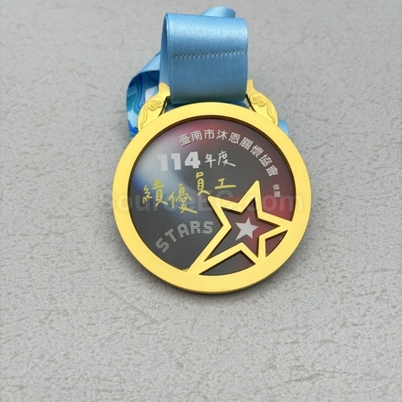 trophy cup, trophy, medal, race award, plaques, coin, wooden medals, silver plate, flag, banner flag, metal badge, custom lapel pins, name board, competition souvenir, corporate gifts, premium gifts, gift supplier, promotional gifts, gift company, souvenirs, stationery, gift wholesale, gift ideas