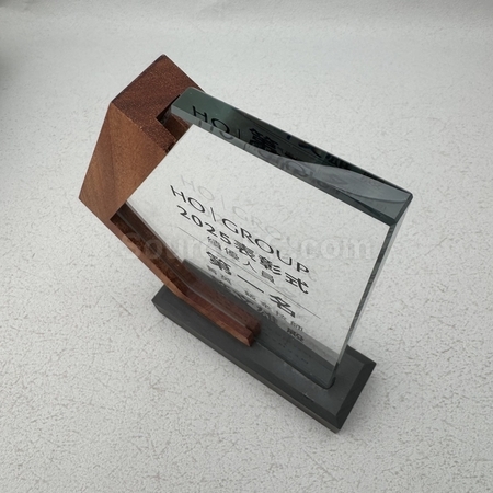 crystal gift, crystal souvenir, crystal trophy, crystal trophy cup, crystal medal, crystal plaques, crystal paper weight, colorful glass trophies, engraved crystal, 3D crystals, corporate gifts, premium gifts, gift supplier, promotional gifts, gift company, souvenirs, stationery, gift wholesale, gift ideas
