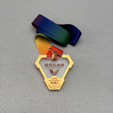 trophy cup, trophy, medal, race award, plaques, coin, wooden medals, silver plate, flag, banner flag, metal badge, custom lapel pins, name board, competition souvenir, corporate gifts, premium gifts, gift supplier, promotional gifts, gift company, souvenirs, stationery, gift wholesale, gift ideas