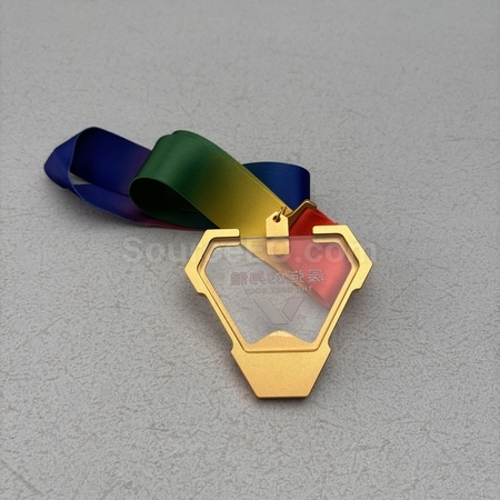 trophy cup, trophy, medal, race award, plaques, coin, wooden medals, silver plate, flag, banner flag, metal badge, custom lapel pins, name board, competition souvenir, corporate gifts, premium gifts, gift supplier, promotional gifts, gift company, souvenirs, stationery, gift wholesale, gift ideas