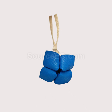Customization East‑West‑South‑North Pendant Keychain Corporate Gifts